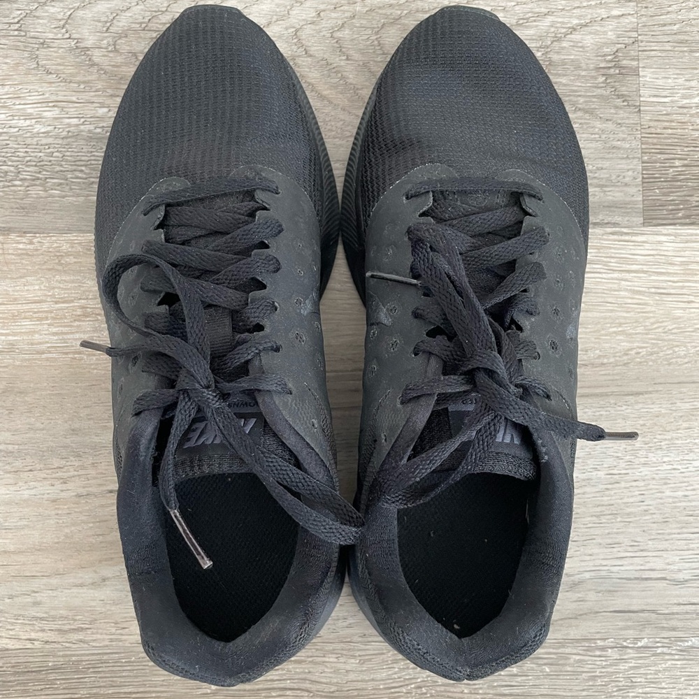 Nike Downshifter 7 Black Running Shoes Women’s Size 7.5 Sneakers - Picture 4 of 7